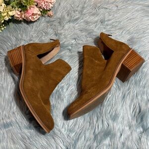 Steve Madden Brown Suede Cutout Ankle Boots